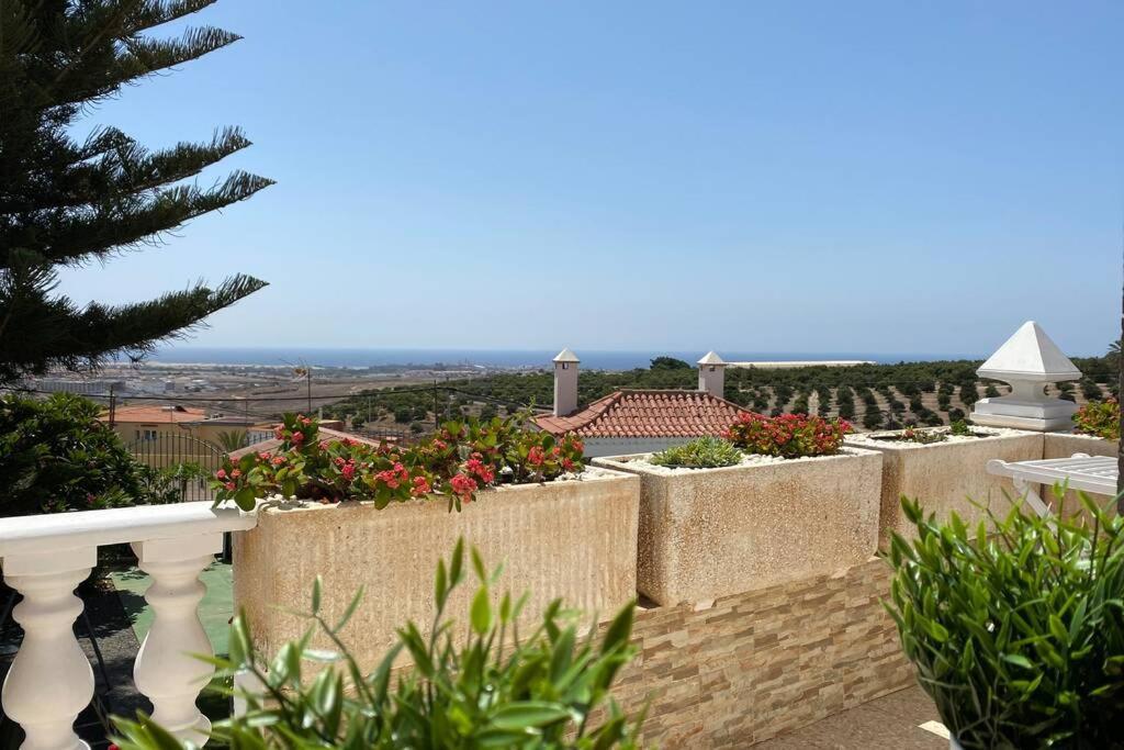 2 Apartments With Private Pool At Villa Diaz Aleman Salobre  Dış mekan fotoğraf