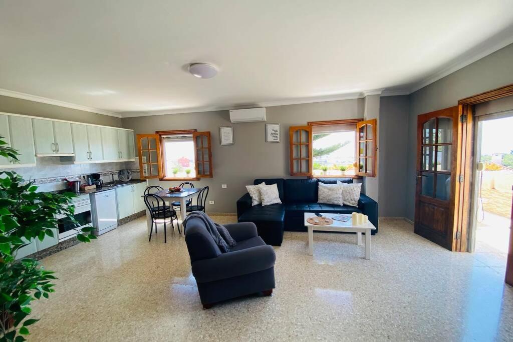 2 Apartments With Private Pool At Villa Diaz Aleman Salobre  Dış mekan fotoğraf